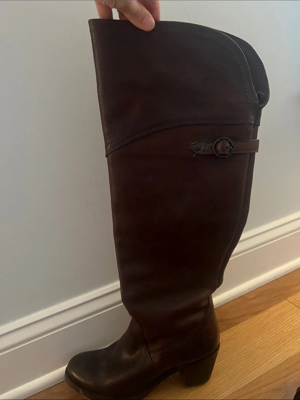 Frye classic tall